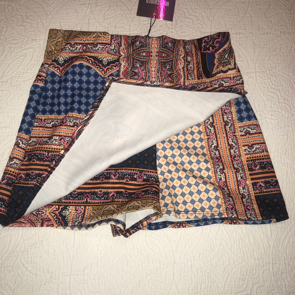 Skort - Picture 2 of 3